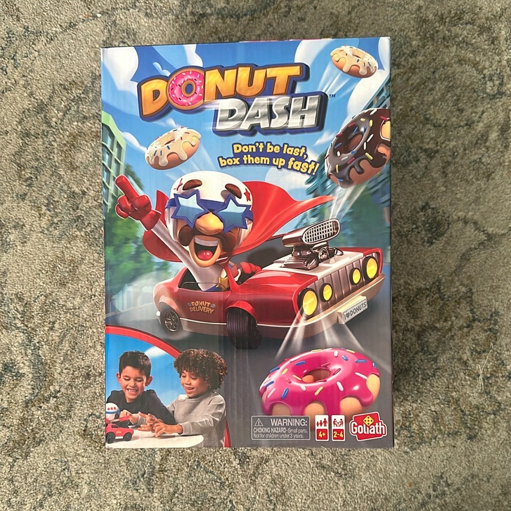 Goliath Donut Dash Game..(NWT)